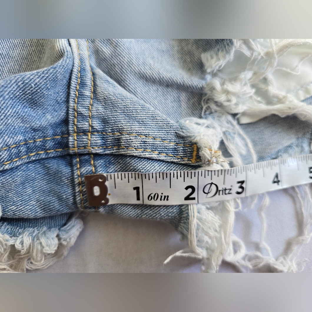 Rise Light Wash Blue Distressed Denim Festival Shorts Size 5 — image 5 of 8